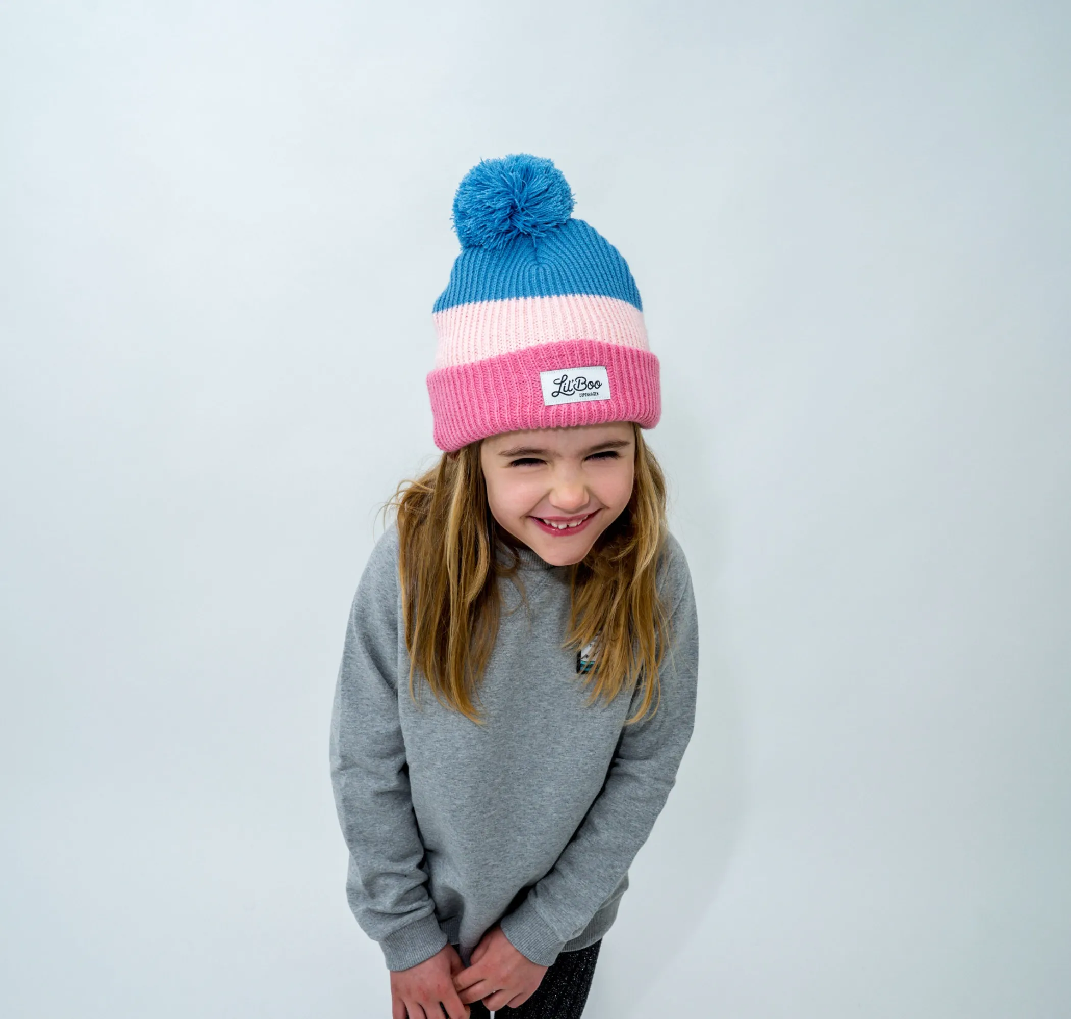 Lil' Boo Rainbow Beanie – Pink/Blue< Beanies